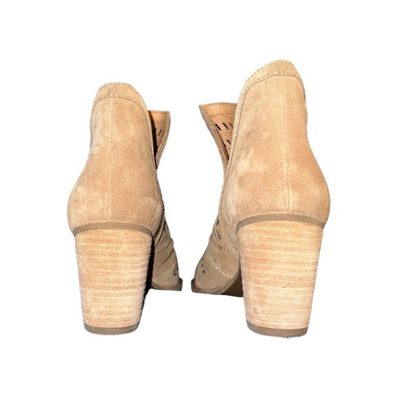 FRYE AND CO 7.5 M Allister Feather Bootie Light Burgundy Suede Perforated Ankle - Picture 4 of 7